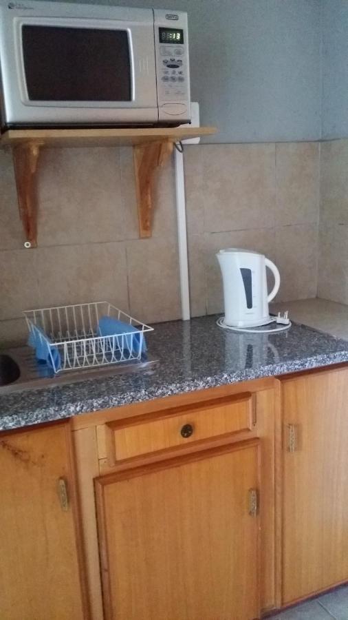 Chariots Guest House Полокване Екстериор снимка